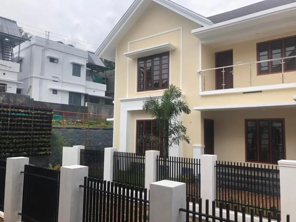 KEM Silver Castle — Villas
