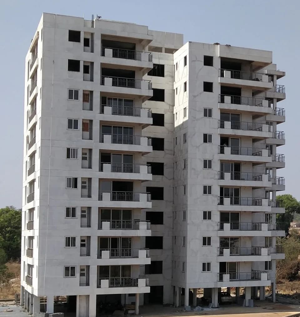 Adam Sky Villa Duo, Nanawadi