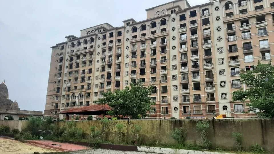 Empress City, Ganeshpeth Colony