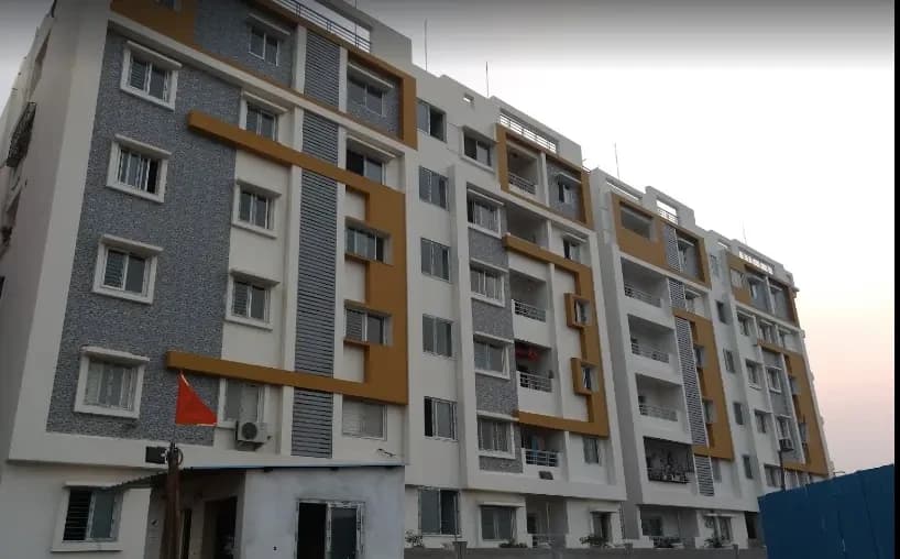 Ishta City, Attapur