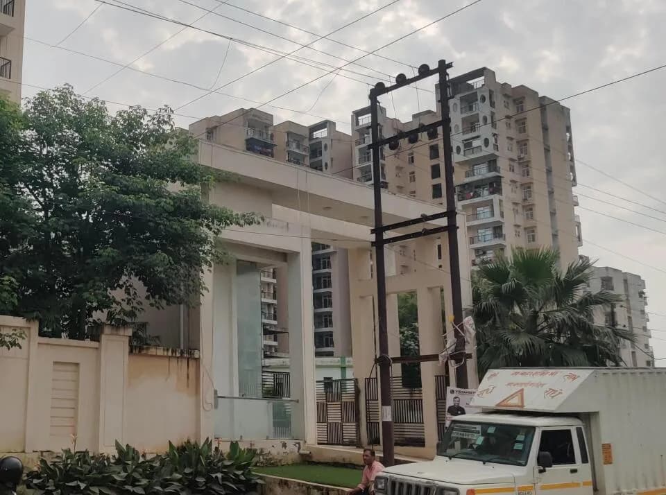 Diya Green City, NH 24 Highway