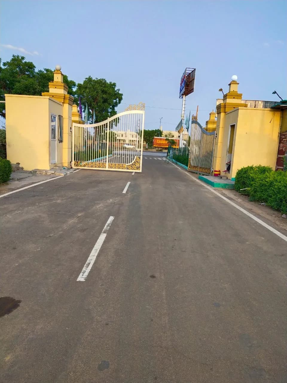 Manglams Dwarika, Mahapura