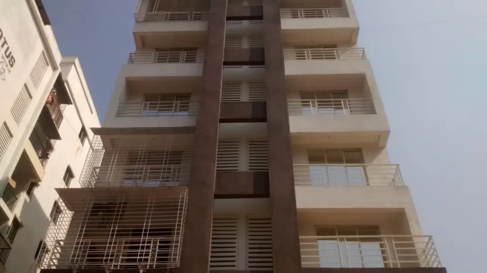 Raj Ambar, Karanjade