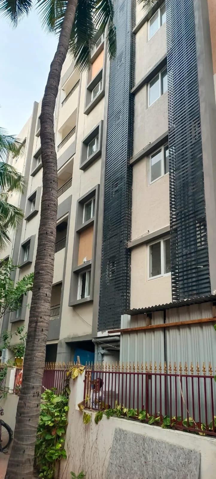 Malles Sravanti, Kodambakkam