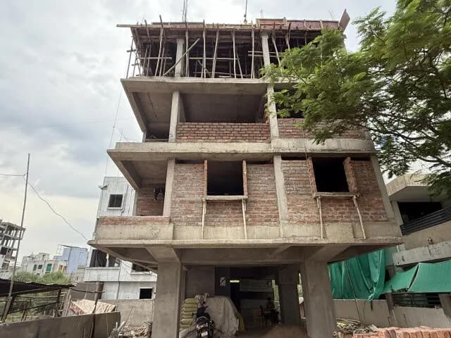 Vinayaka Regenta, New Manish Nagar