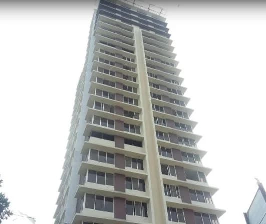 Romell Diva, Malad West