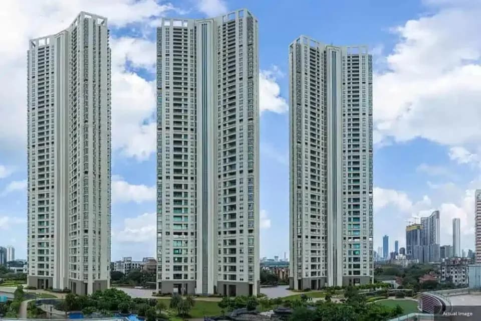 K Raheja Vivarea, Mahalaxmi