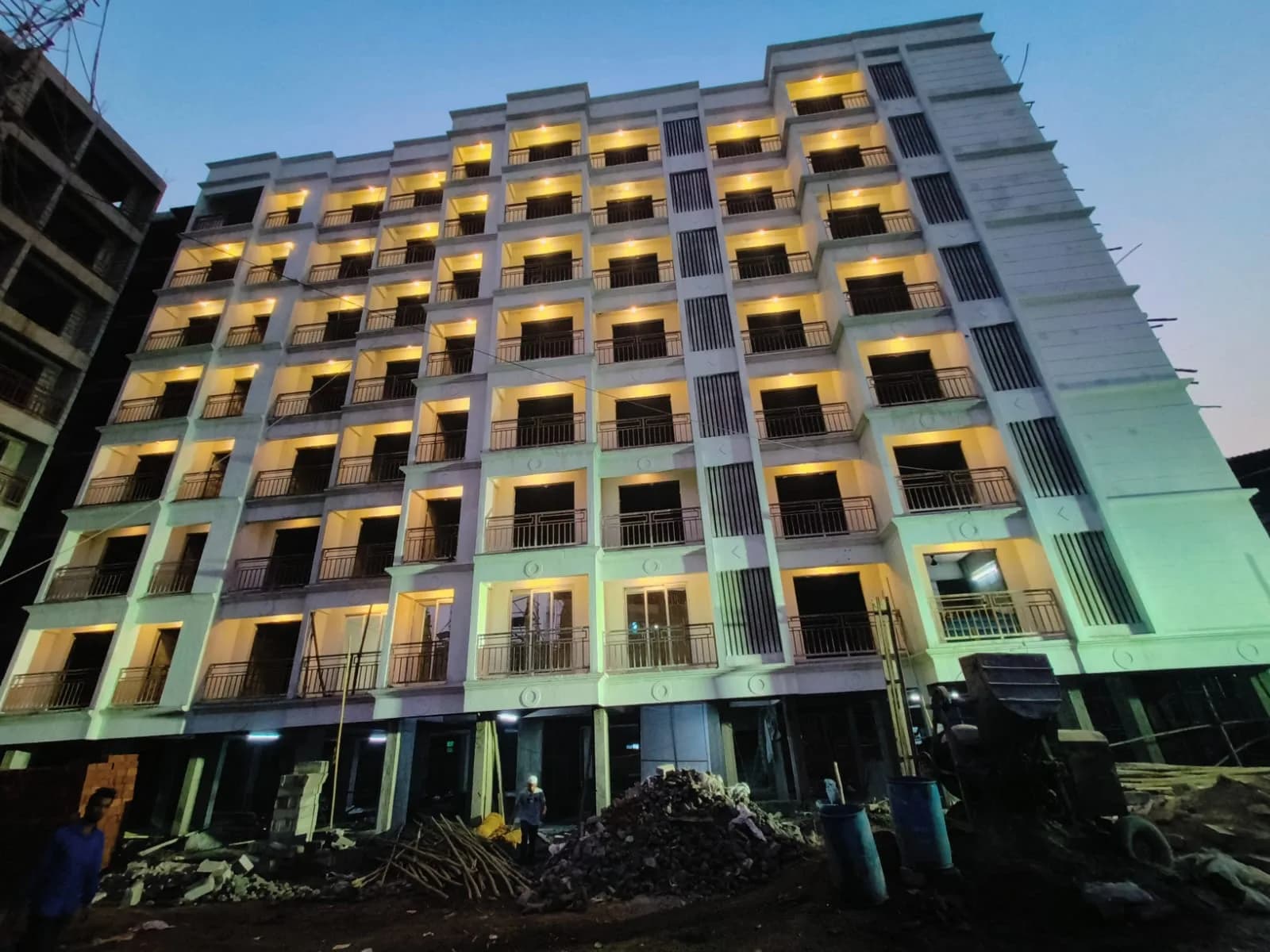 Crown Residency, Mumbra