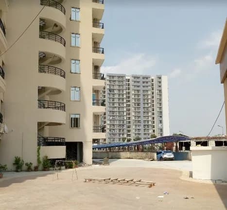 SRB KM Residency, Raj Nagar Extension