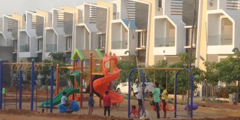 Niyas Libdom Luxury Villas — Childrens Play Area