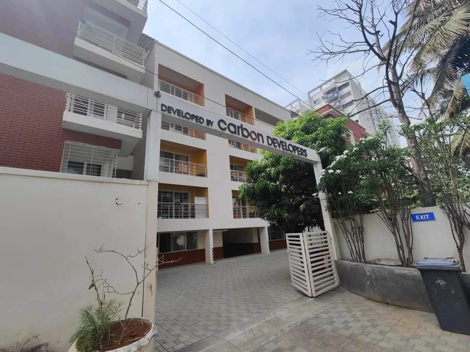 Carbon Nethaniah, Carmelaram
