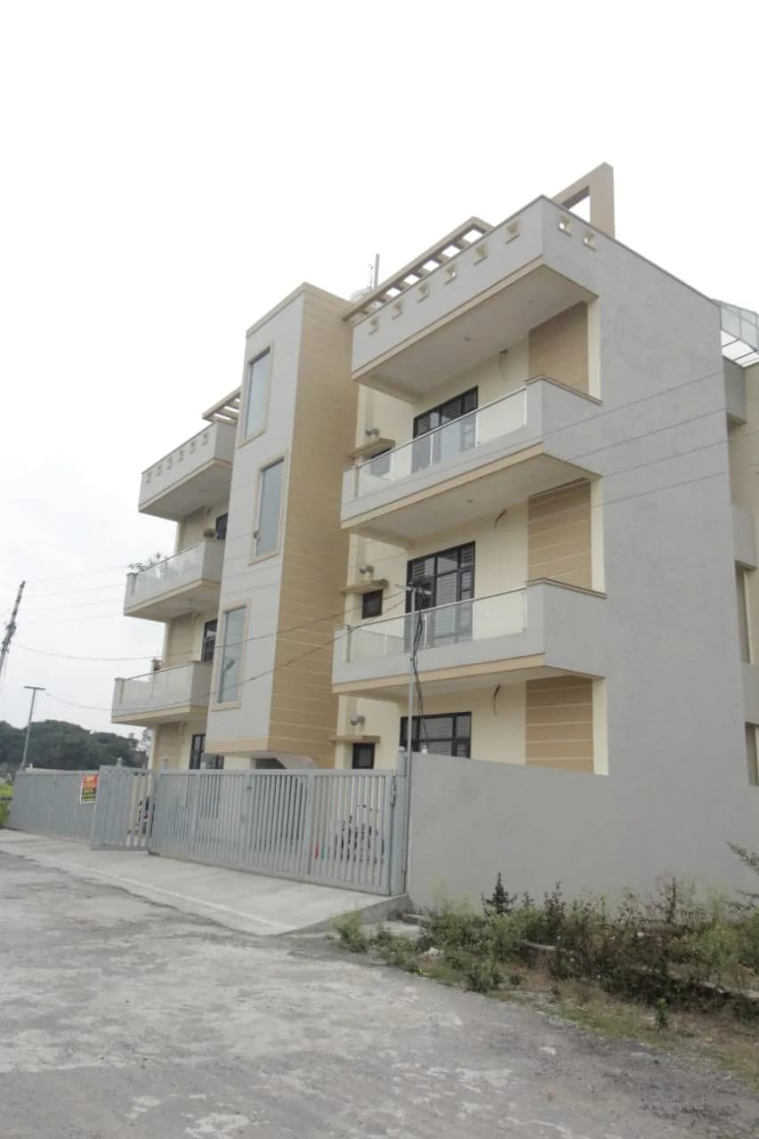 Ashirvaad Blessing Apartment, Dehrakhas