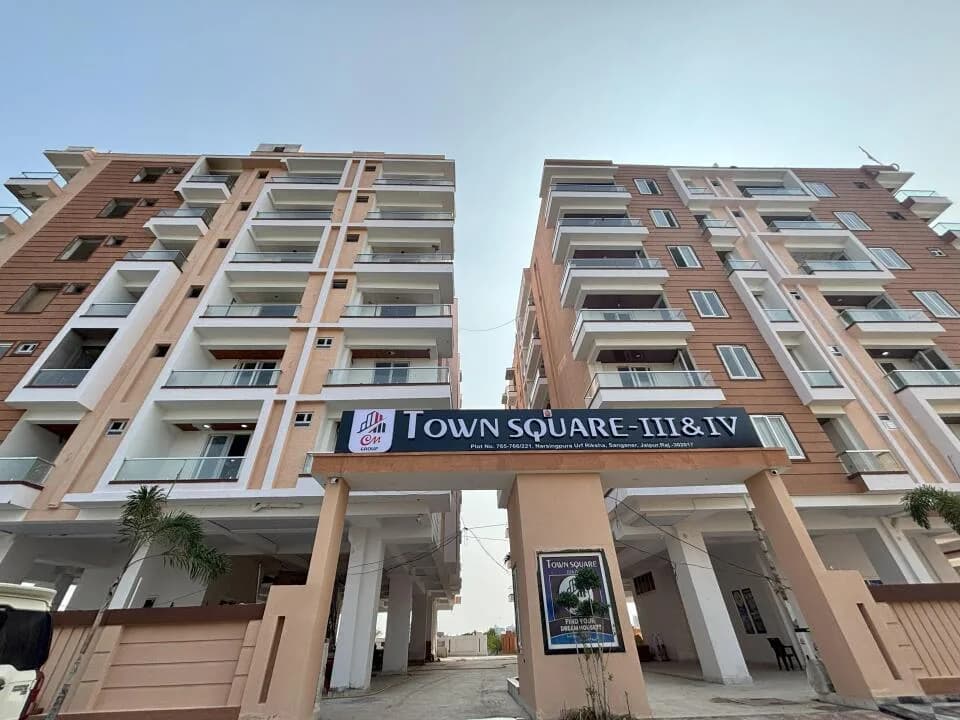 C M Town Square Murlipura, Murlipura