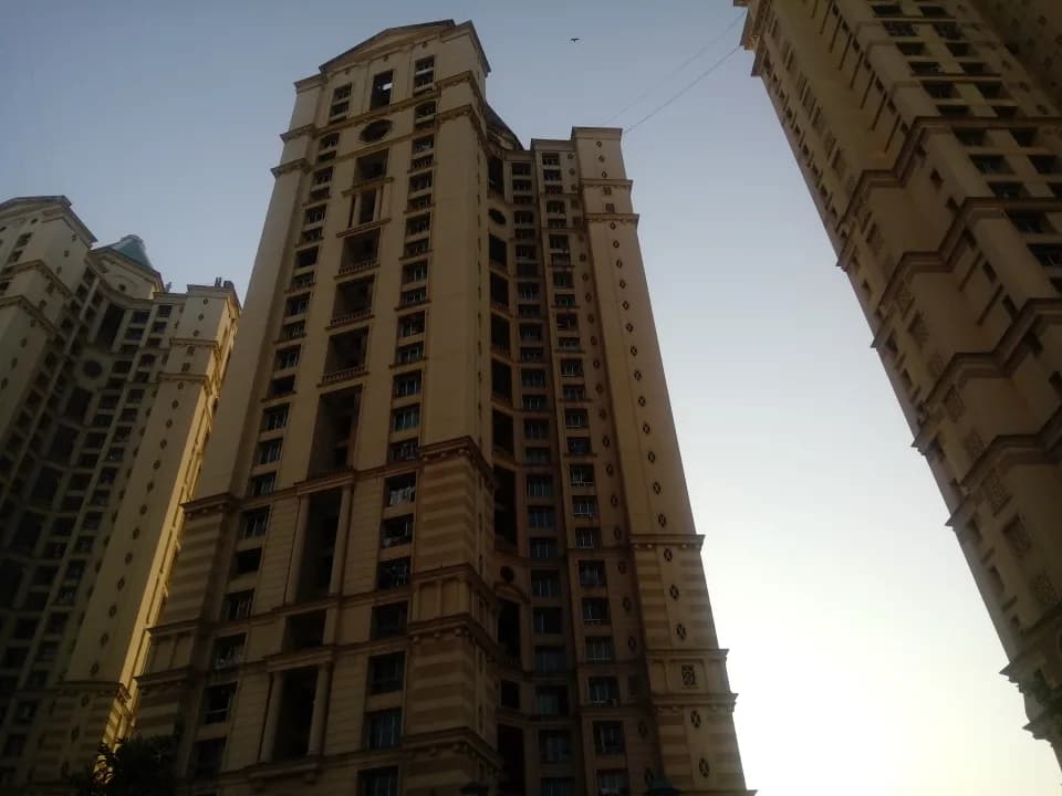 Hiranandani Orchid, Hiranandani Meadows