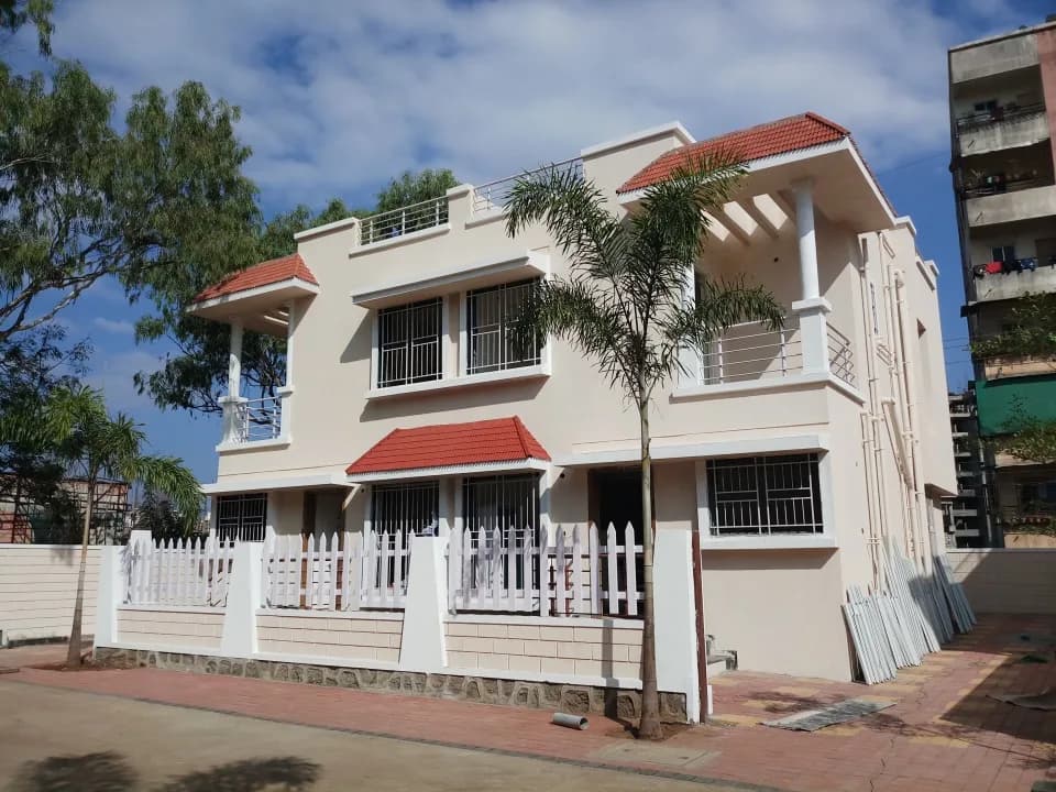 NG Rathi Sierra, Undri