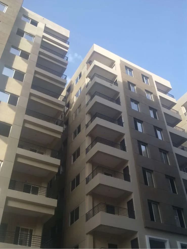 Sterling Skyline, Bicholi Mardana