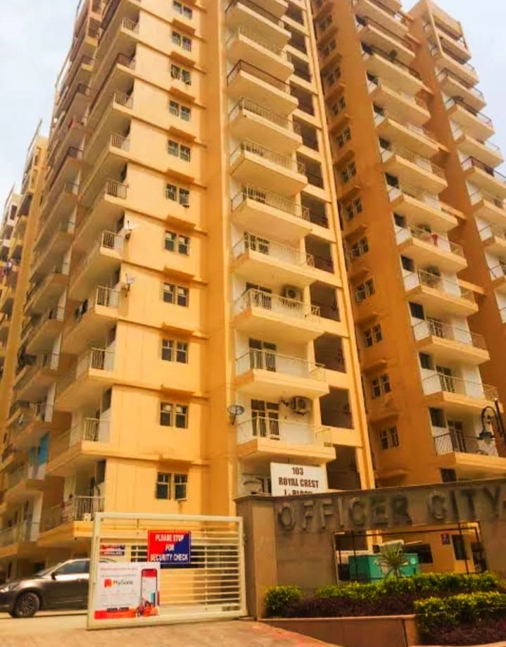MR Proview Officer City 2, Raj Nagar Extension