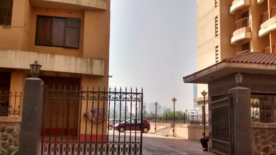 K Raheja Residency, Malad East