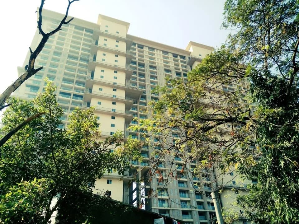 Raj Grandeur, Powai