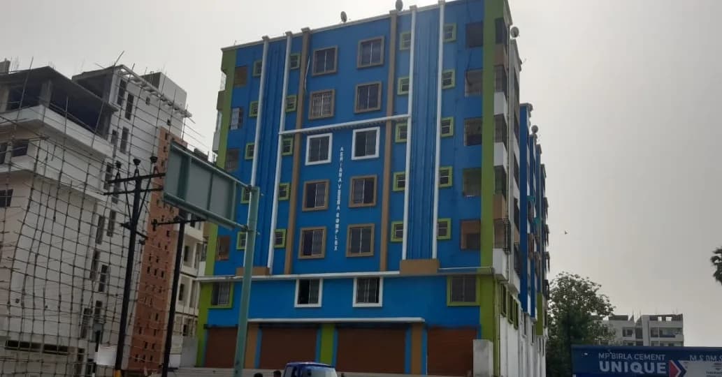 Ashiana Veena Complex, Zero Mile