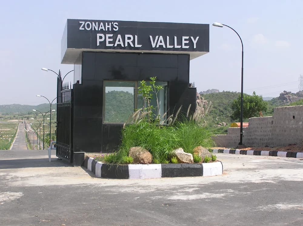 Zonah Pearl Valley, Ibrahimpatnam