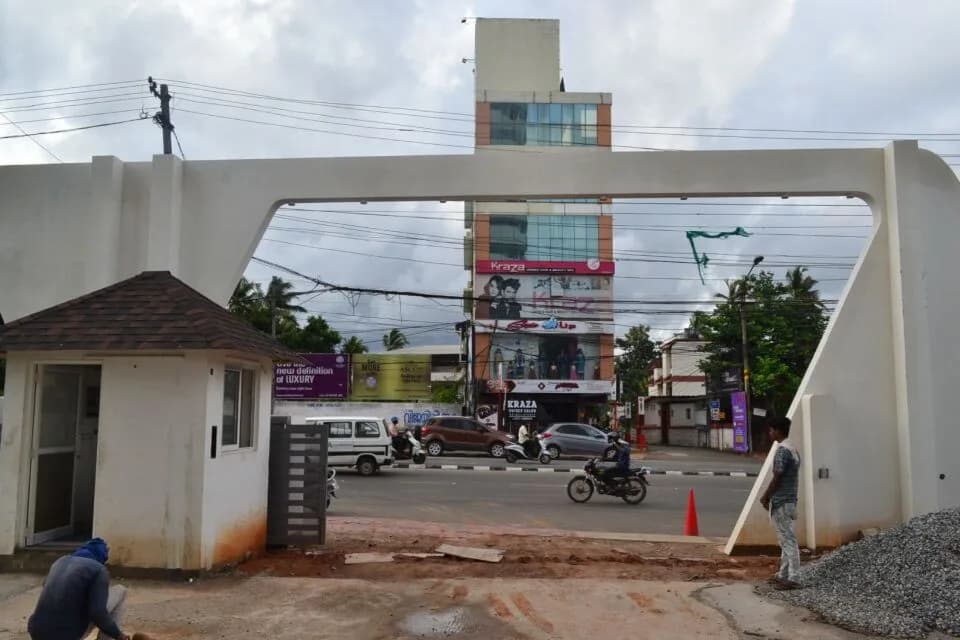 Artech Luxus, Sasthamangalam