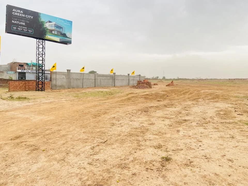 Aura Green City, Dera Bassi