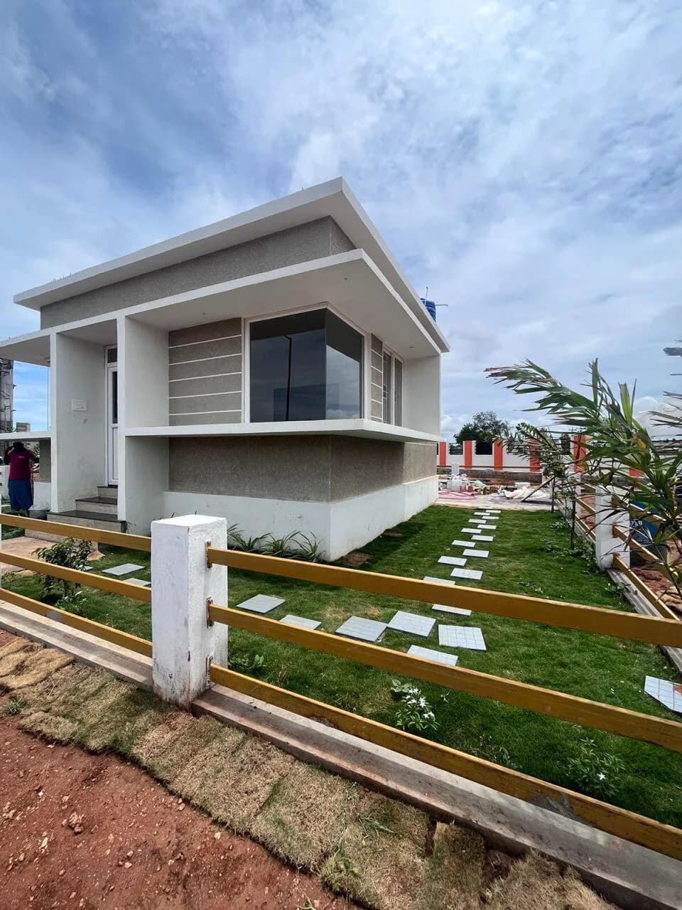 TVH Swarnam, Sulur