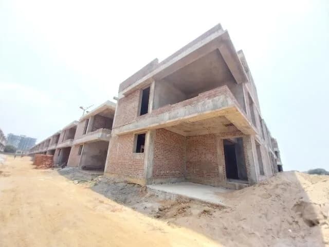Radiant Village Winds, Gowdavalli