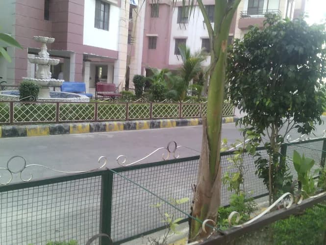 Vastuvedik Colonizer Shree Mahalaxmi Puram — Side view