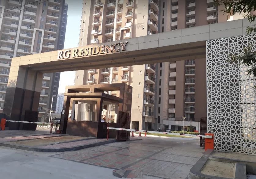 RG Residency, Sector 120