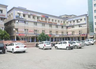 Parsvnath Bibhab Plaza, Alpha 1