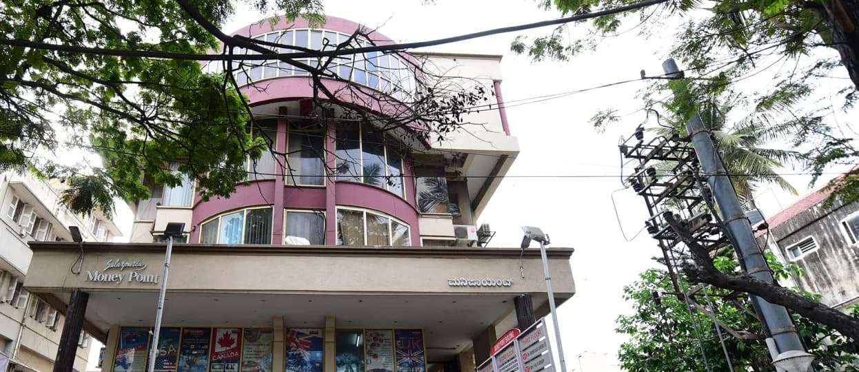 Salarpuria Money Point, KH Road