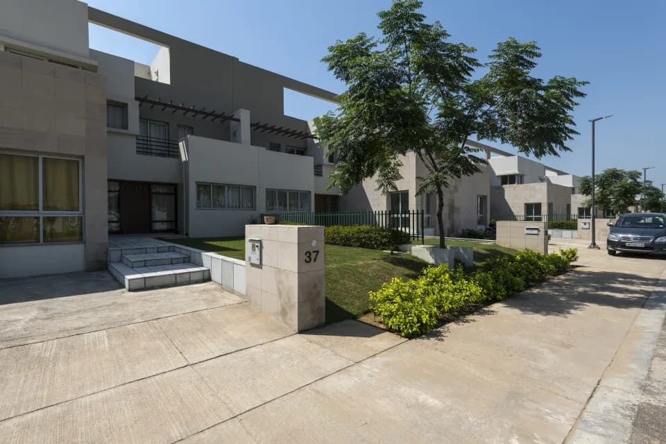 Vatika Signature Villas, Sector 82