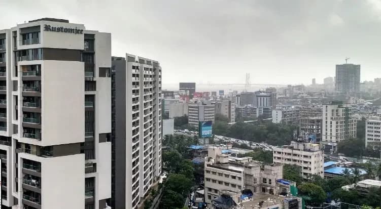 Rustomjee Oriana, Gandhi Nagar
