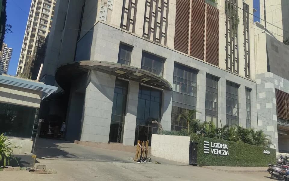 Lodha Venezia, Parel