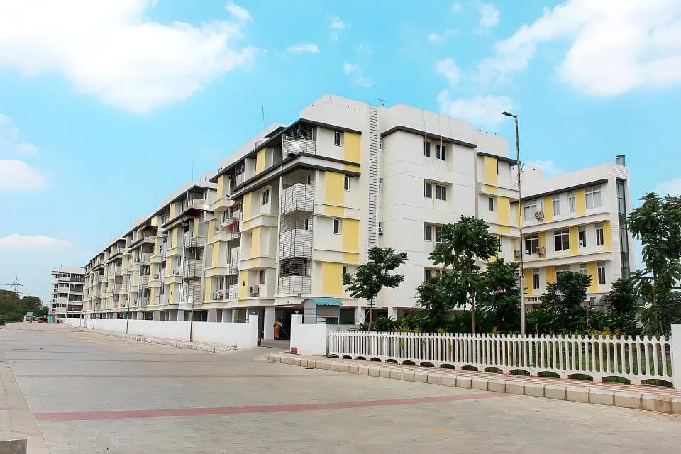 S and P Essense, Agraharam