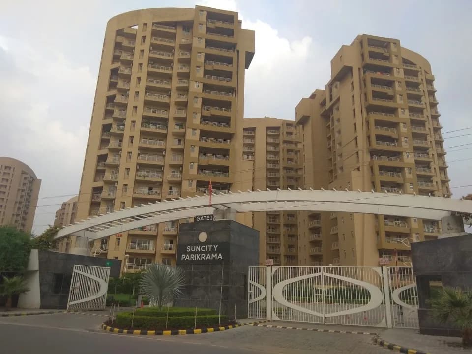Suncity Parikrama, Sector 20