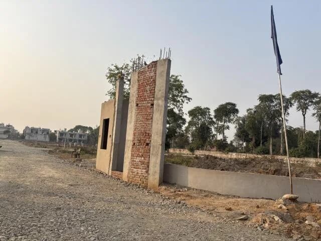 Manu Gulab Vihar, Hathoj