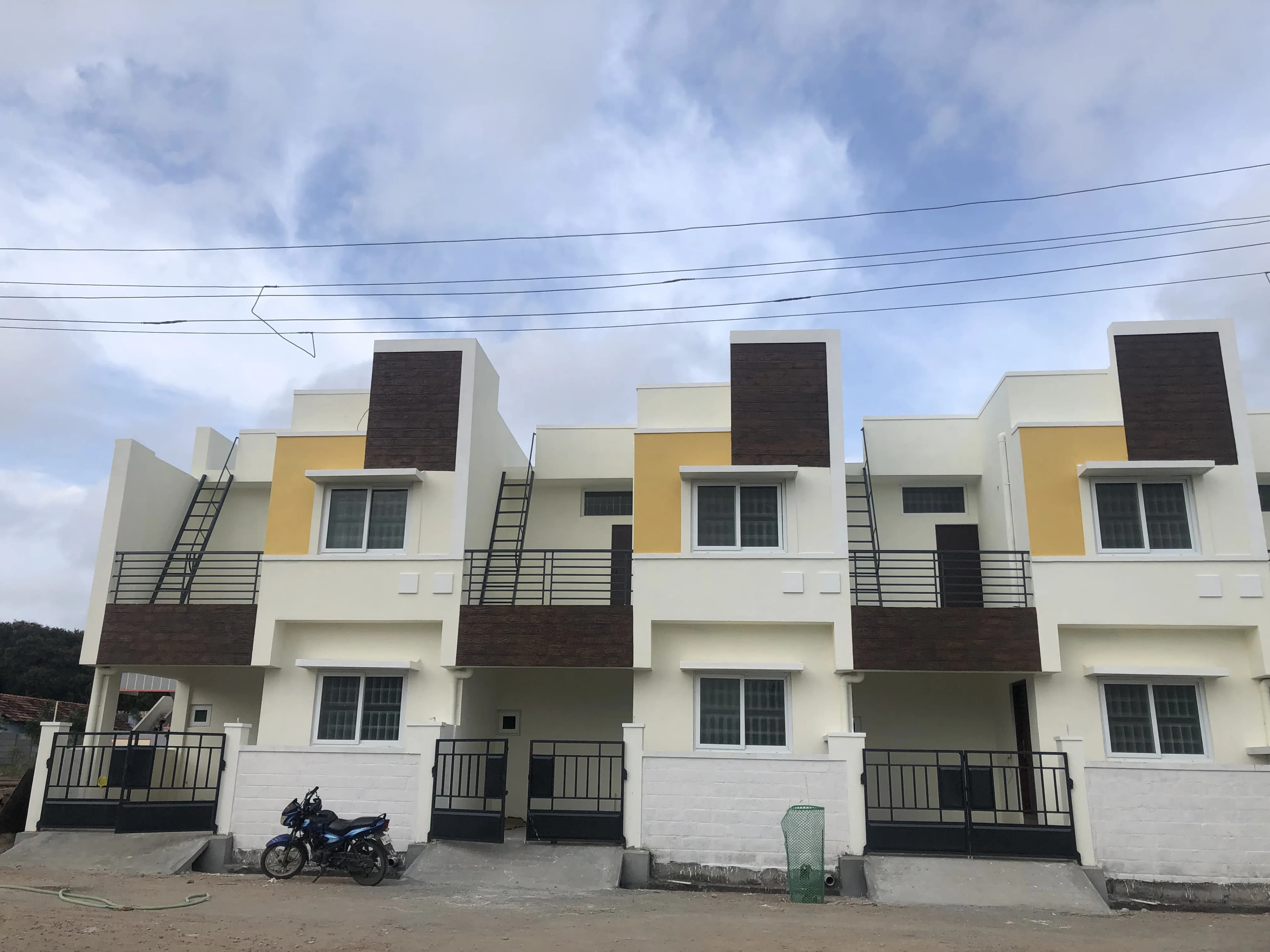 Bhuvana Emerald, Othakalmandapam