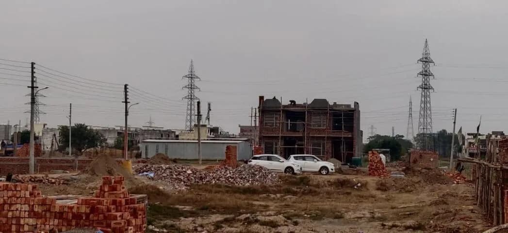 Innotion Gold City Antilia, Kharar