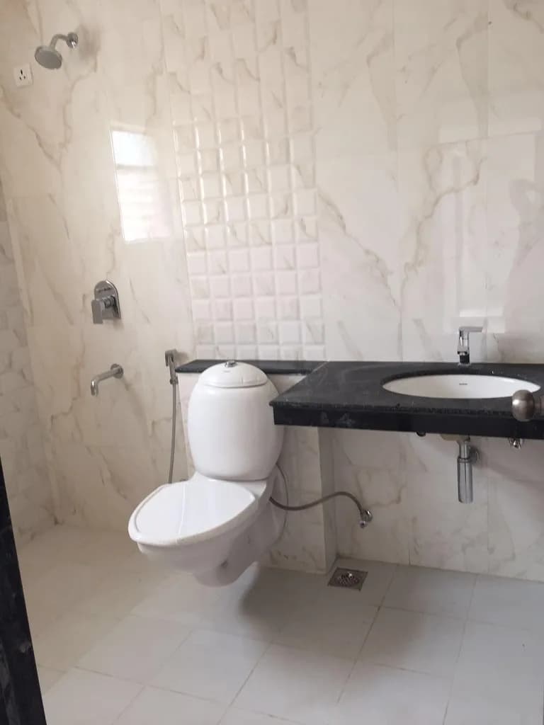 Vision Luxuria — Washroom
