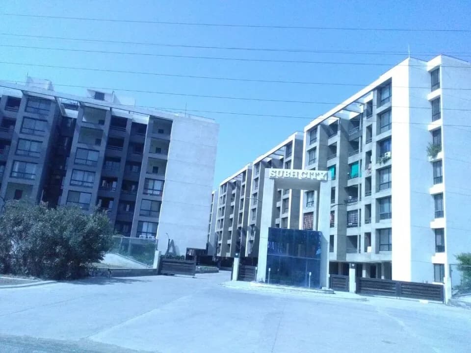 Shubh City, Palda