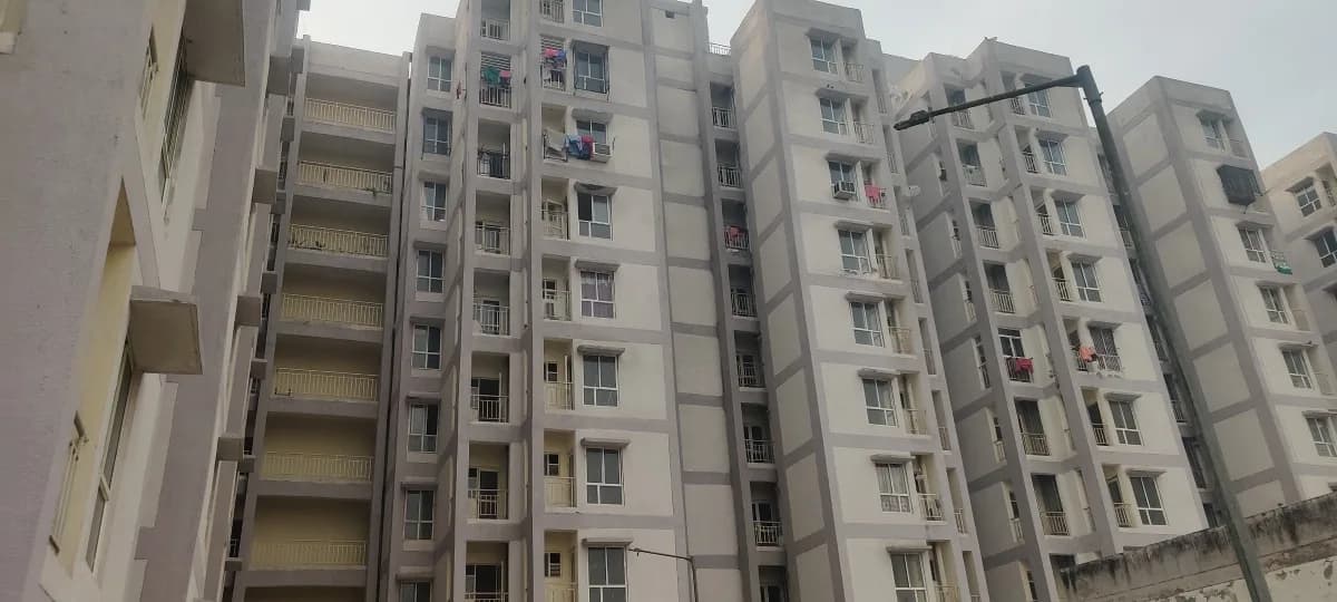 Oxirich Aero Heights, Bhopura