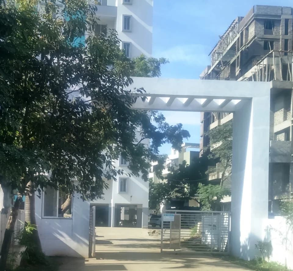 Royal Orchid, Vishnupuram Colony