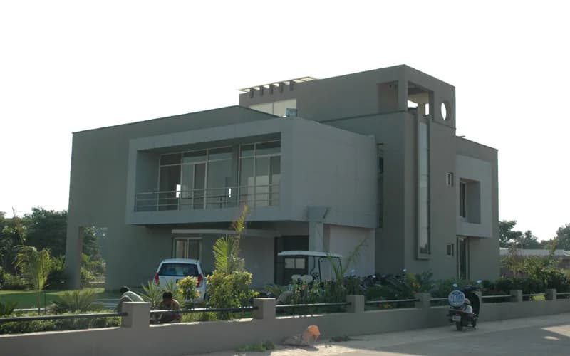 JP Iscon County — Building