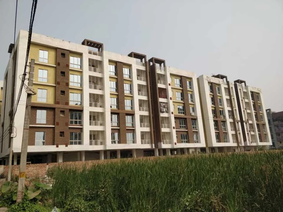 Nirman Greens, Chinar Park