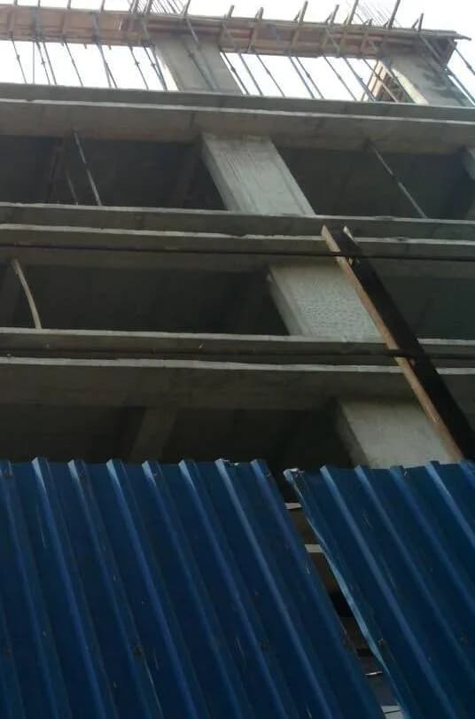 Dynamic Crystal Height, Dadar East