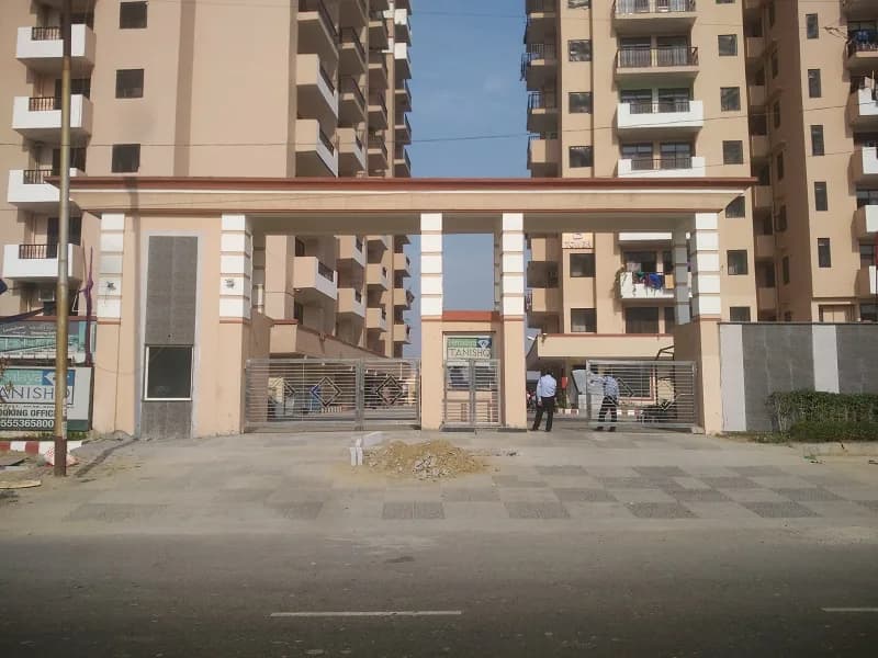 Himalaya Tanishq, Raj Nagar Extension