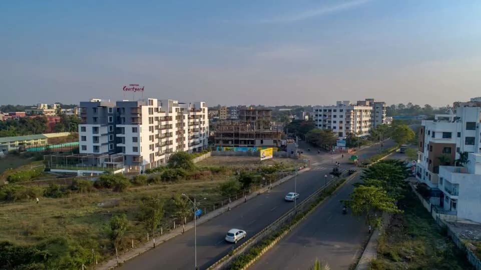United Courtyard, Ashoka Marg